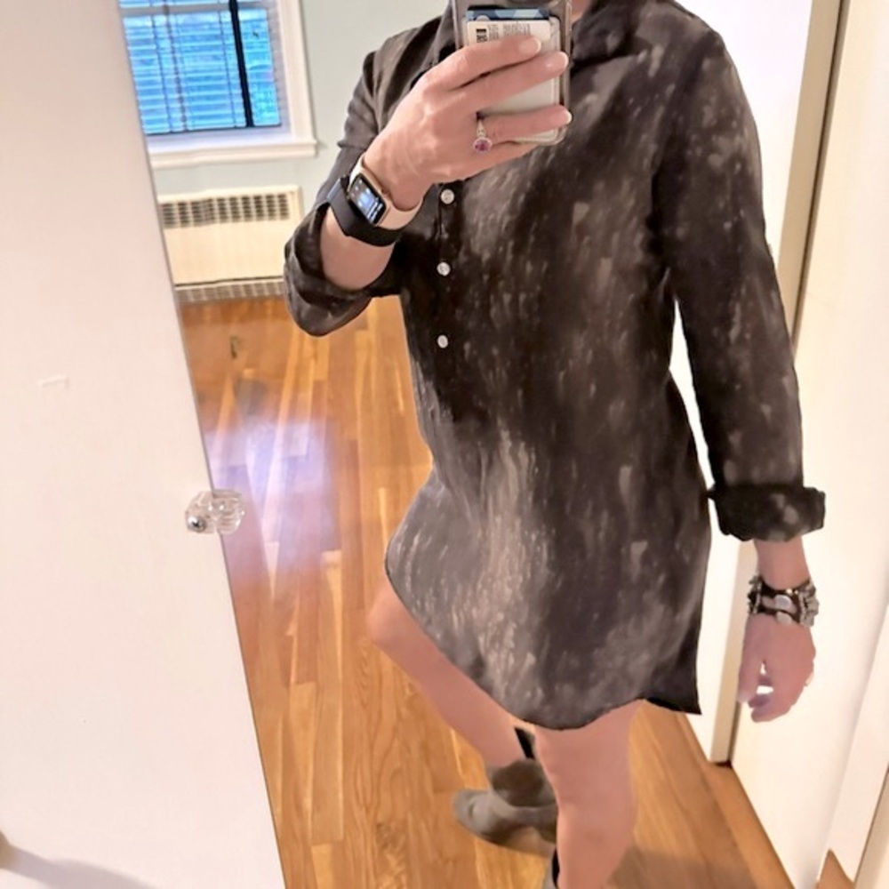 Cloth and Stone Olive Splattered Shirt Dress - Picture 5 of 13